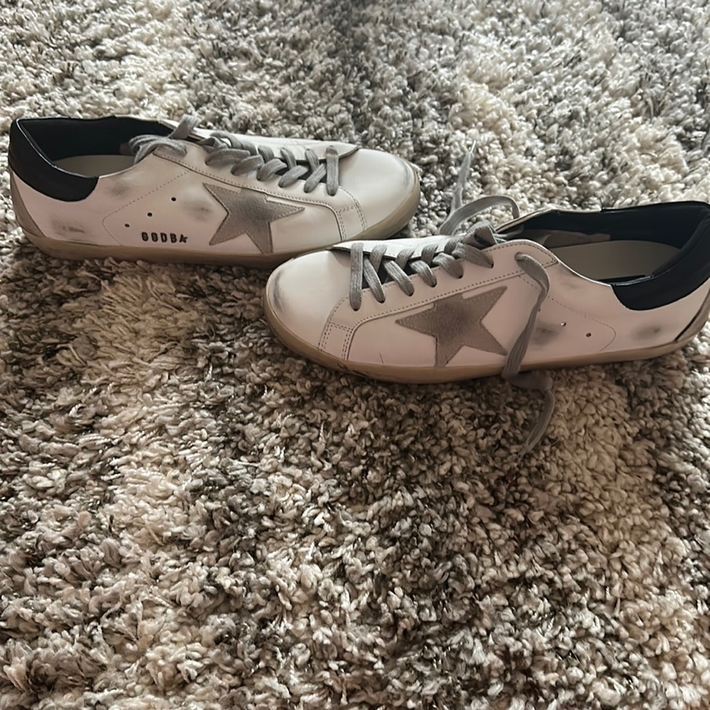 Golden Goose Sneakers